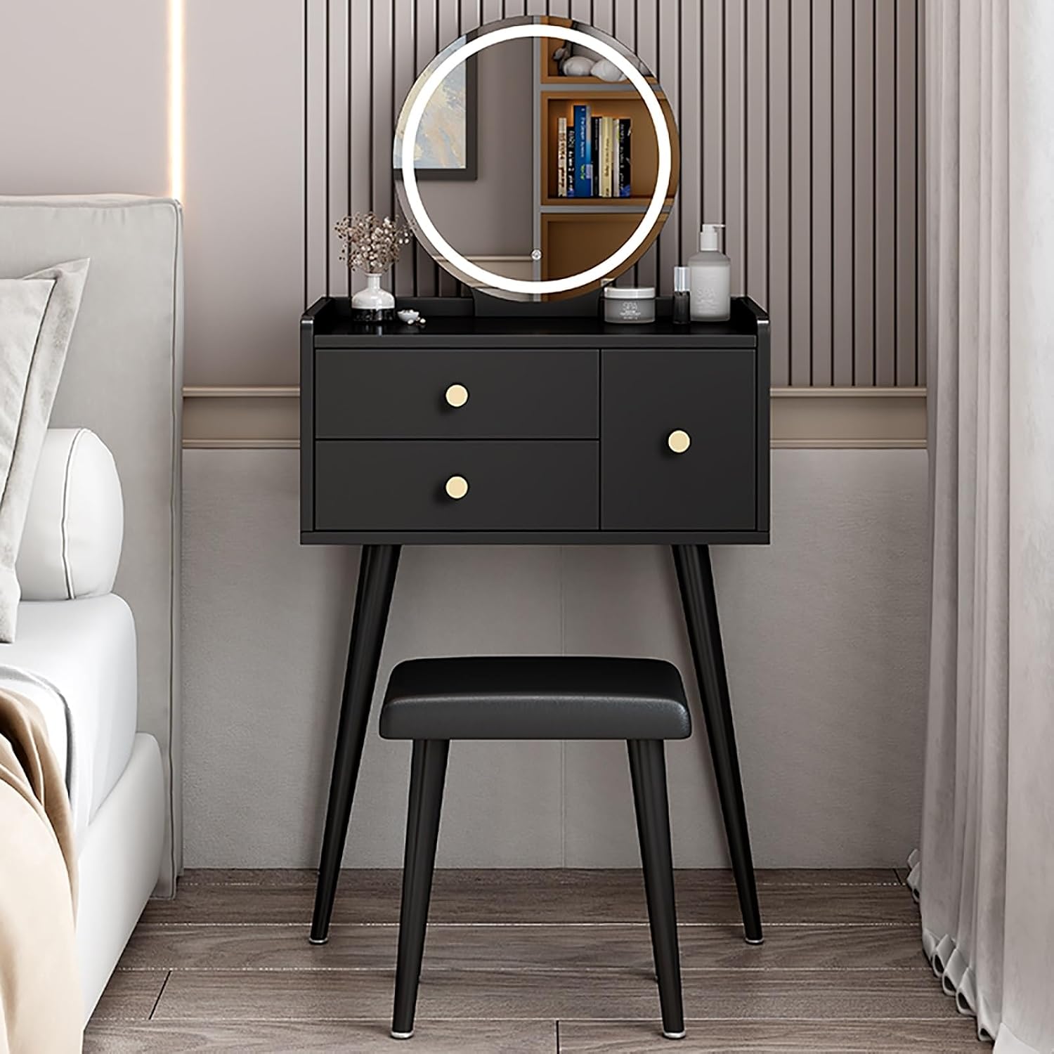 Dressing Table Vanity With Lighted Mirror - クッション付きのスツールと照明付きミラー、引き出しを備えた木製のドレッサーテーブル。寝室に最適で、3段階の照明色調整が可能。女性向け。